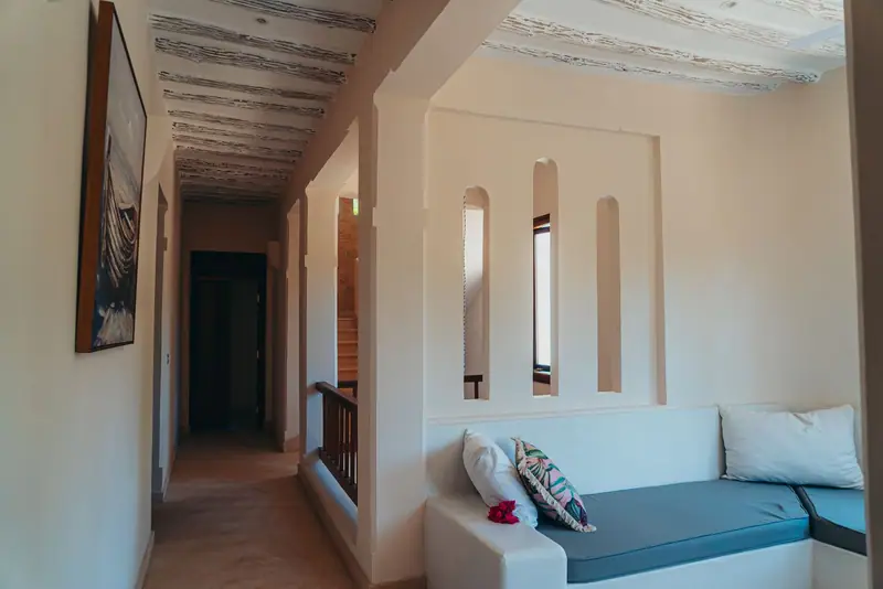 Villa con piscina y 4.000 m² de parcela · 3